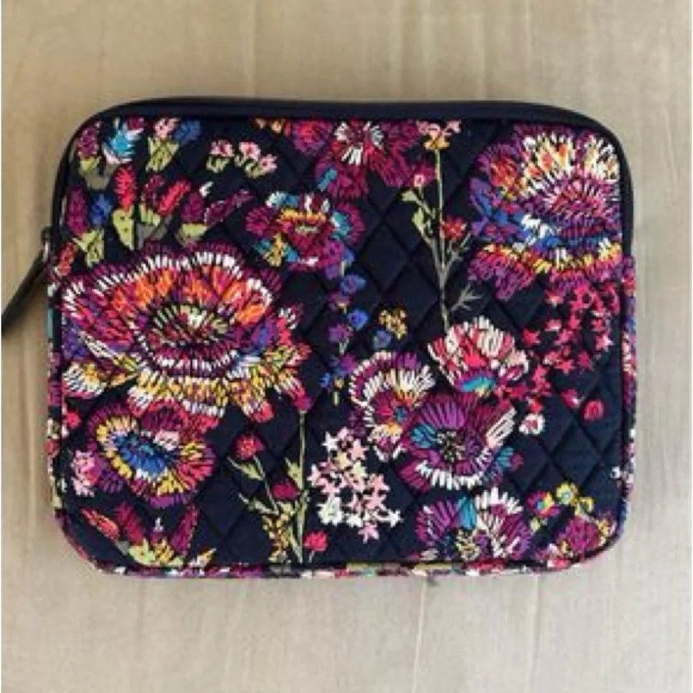 Vera Bradley ipad sleeve